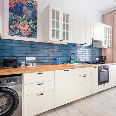 Bluebird Apt Old Town & Wawel Hill By Vistula River - By Homelike 크라쿠프 외부 사진